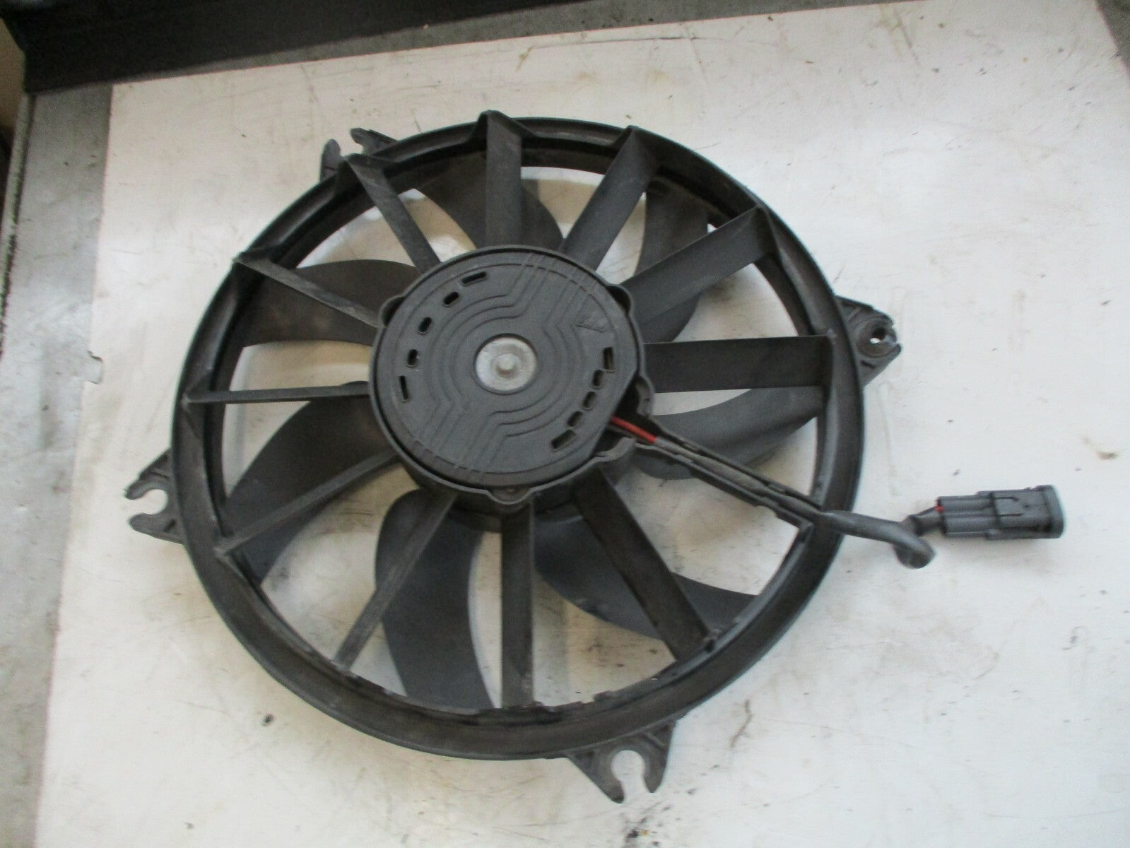 PSA PEUGEOT CITROEN DIESEL RADIATOR FAN 1049874716T