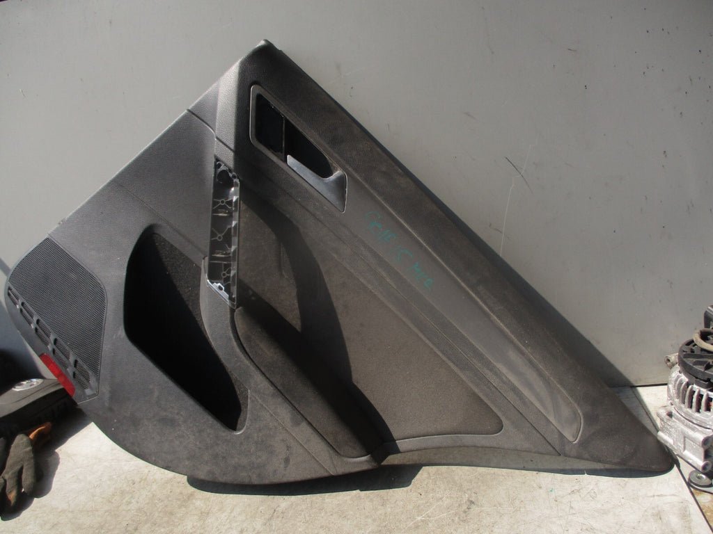 2015 VOLKSWAGEN GOLF MK7 OSR DRIVER SIDE REAR RIGHT DOOR CARD PANEL 5G6867212FT
