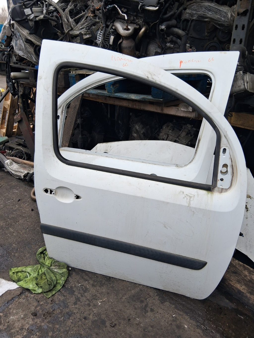 2016 RENAULT KANGOO MK2 OSF DRIVER SIDE FRONT RIGHT BARE DOOR WHITE