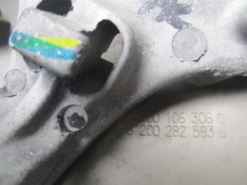2005 RENAULT MEGANE  STEERING WHEEL 8200106306