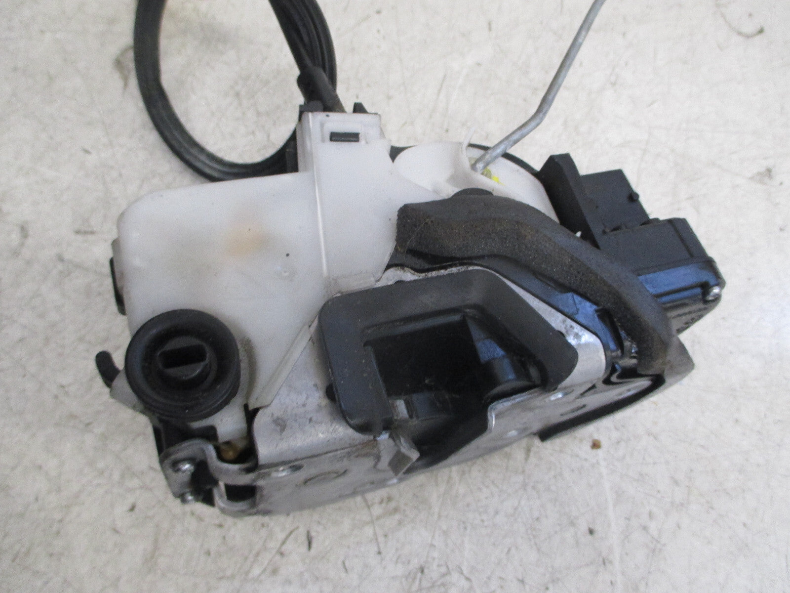 VAUXHALL ASTRA J 2012 OSR DRIVER SIDE REAR DOOR LOCK MECHANISM