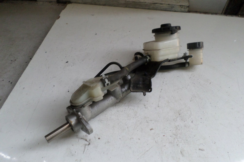 HONDA JAZZ MK3 1.4 2015 BRAKE MASTER CYLINDER PIPE RESERVOIR