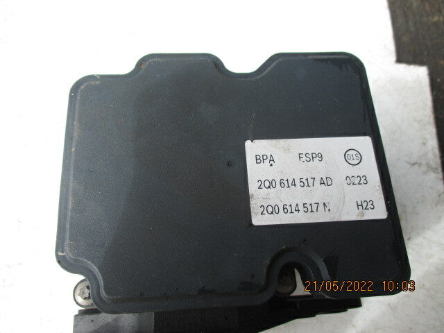 VOLKSWAGEN POLO 2019 ABS PUMP WITH CONTROL MODULE 2Q0614517AS 2Q0614517N