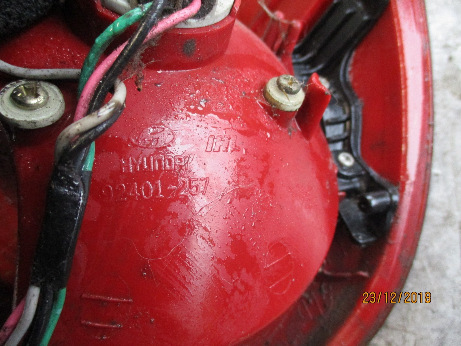 HYUNDAI ACCENT LC OSR DRIVER SIDE REAR LIGHT