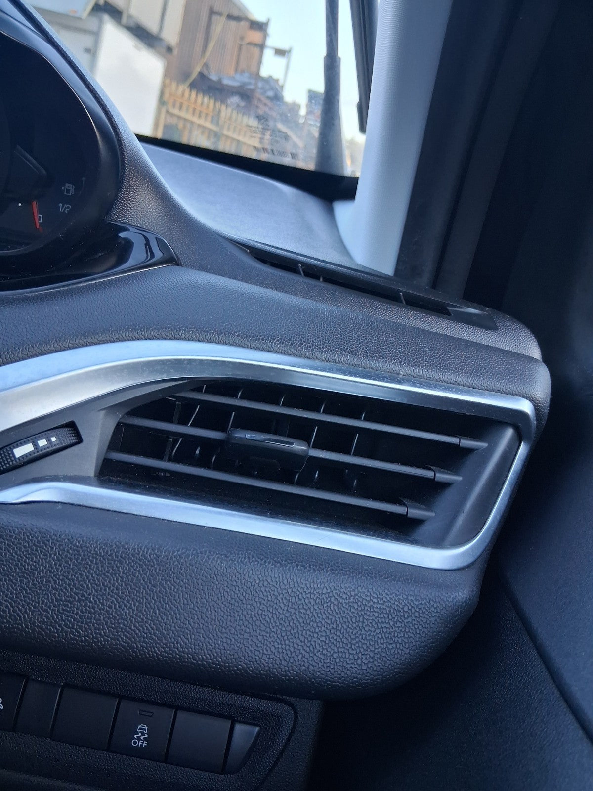 2014 PEUGEOT 208 OSF DRIVER SIDE FRONT RIGHT AIR VENT