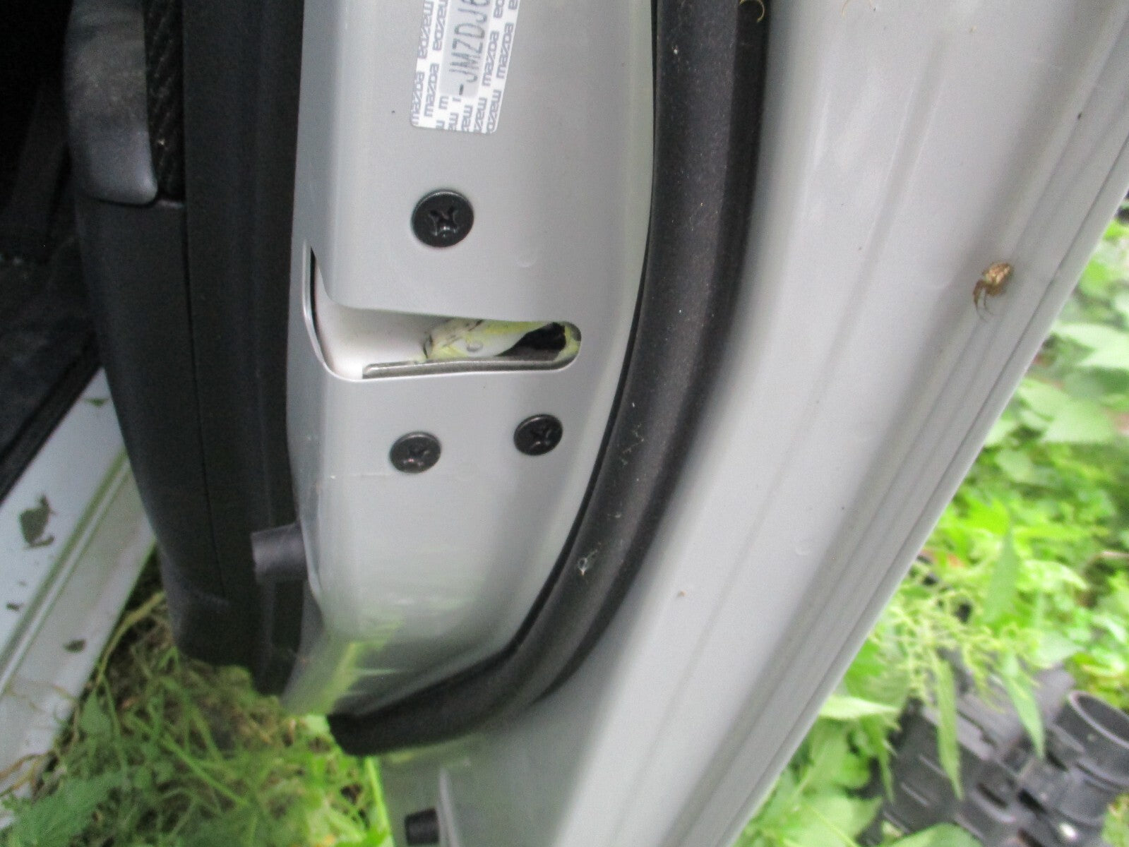 2023 MAZDA 2 MK3 DJ OSF DRIVER SIDE FRONT DOOR LOCK MECHANISM