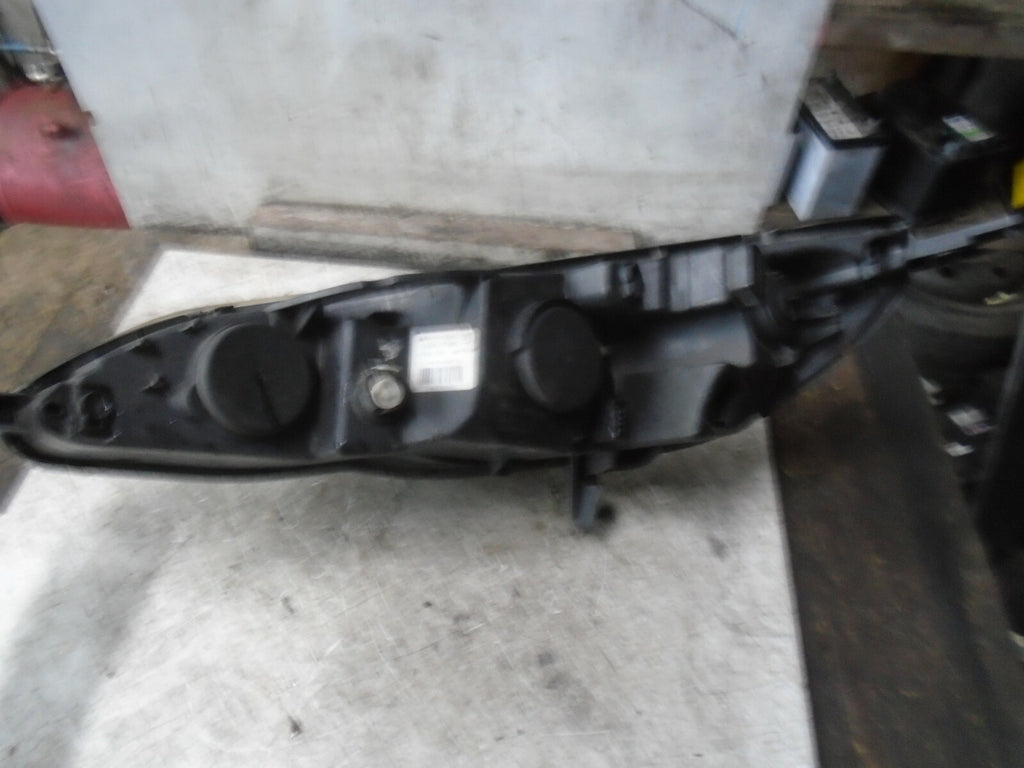 PEUGEOT 407 2004 OSF FRONT DRIVER SIDE HEADLIGHT HEADLAMP 0301213602