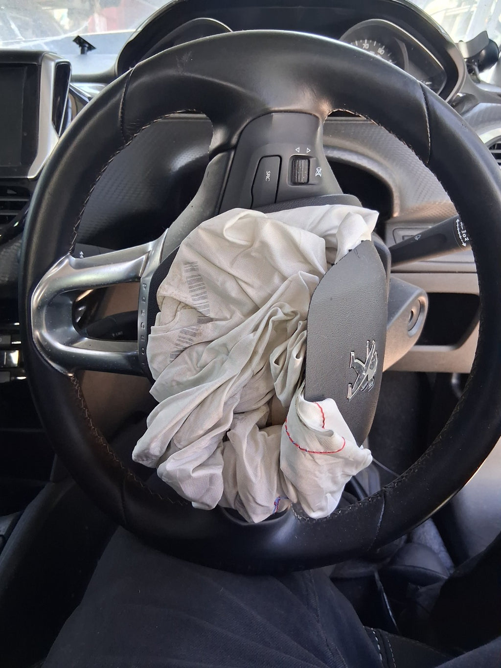 2019 PEUGEOT 208 MK1 MULTIFUNCTIONAL STEERING WHEEL BLACK