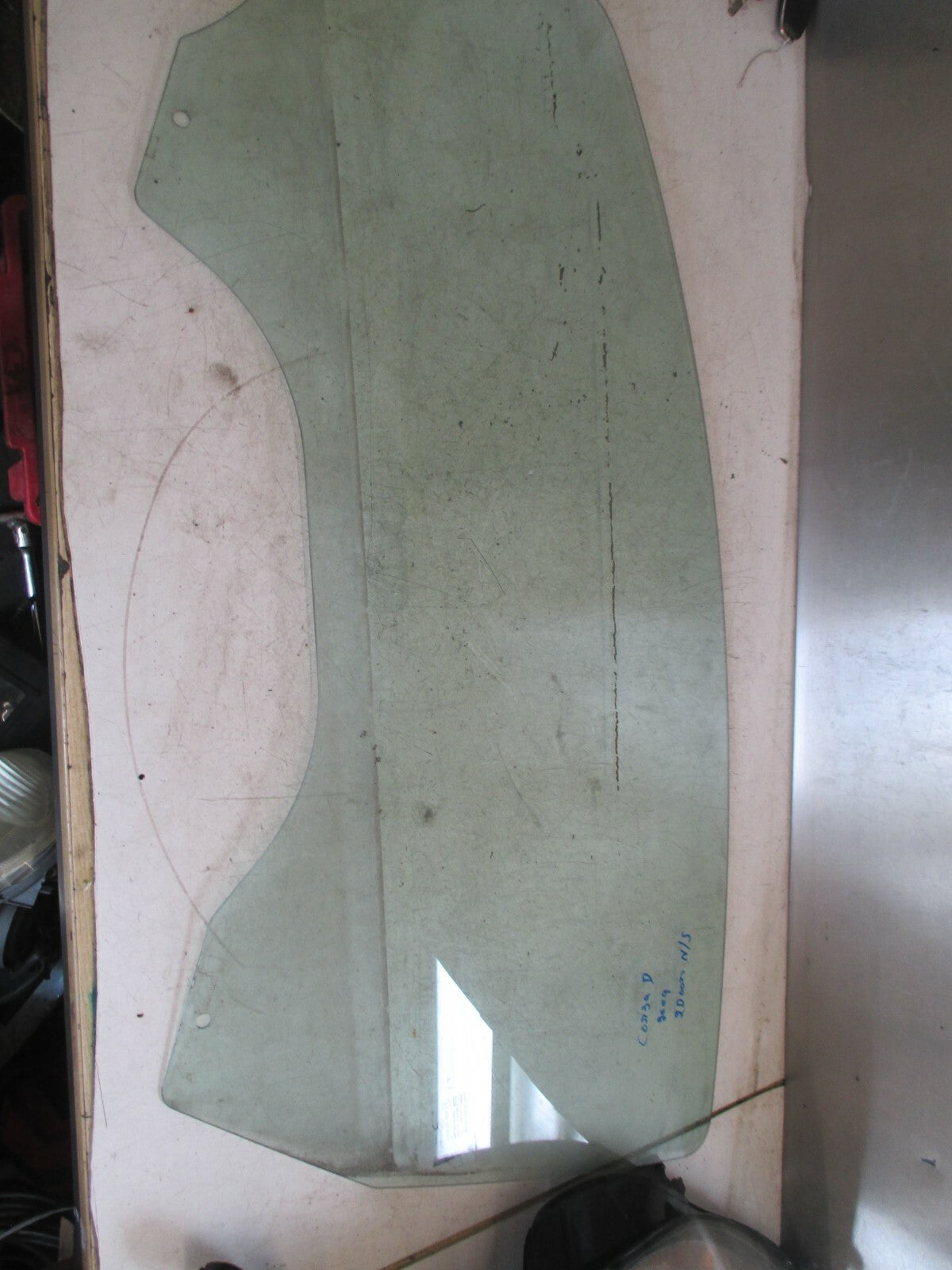 VAUXHALL CORSA D 2009 2 DOOR NS FRONT PASSENGER SIDE WINDOW DOOR GLASS