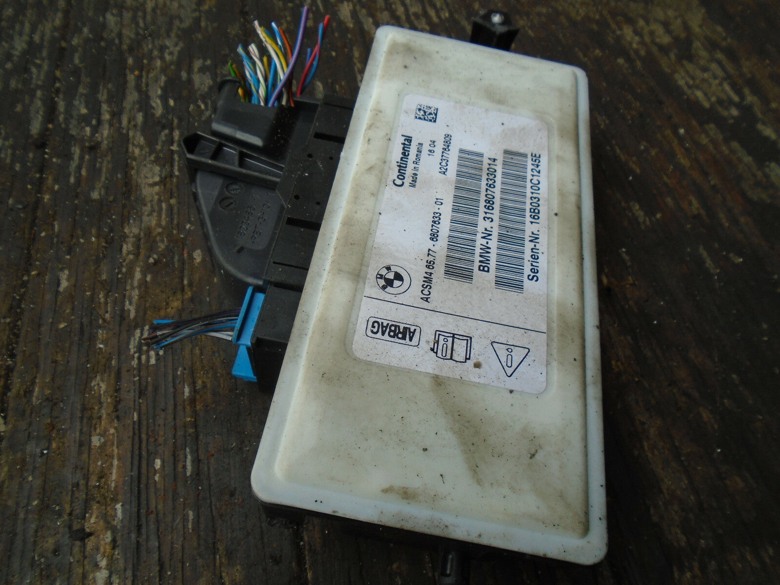 BMW 5 SERIES GT F07 SAFETY BAG CONTROL UNIT MODULE 6807633