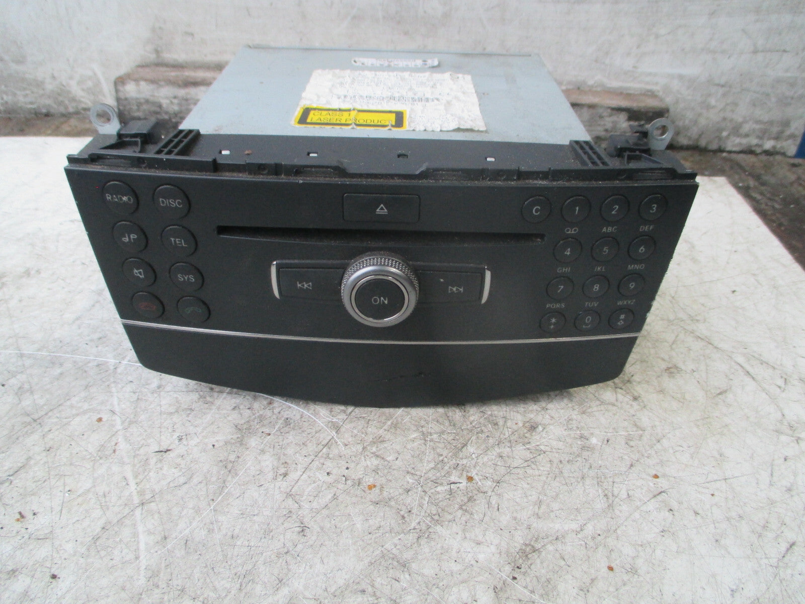 MERCEDES BENZ C CLASS W204 2009 RADIO CD PLAYER STEREO HEAD UNIT A2048706189
