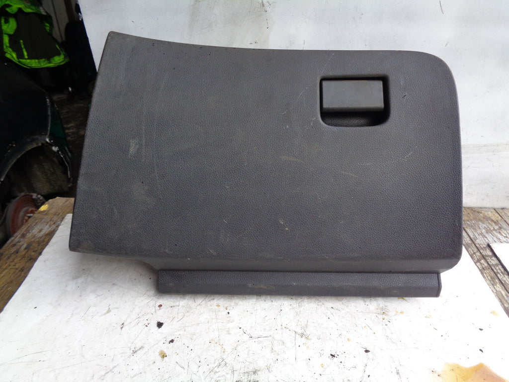 NISSAN X TRAIL MK3 T32 GLOVEBOX STORAGE COMPARTMENT
