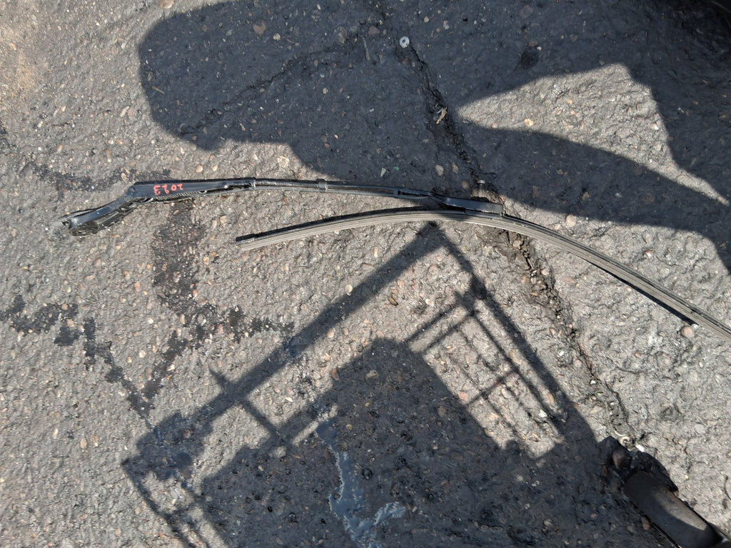 2024 DS AUTOMOBILES DS 7 FRONT WINDSCREEN WIPER ARM SET 970362031