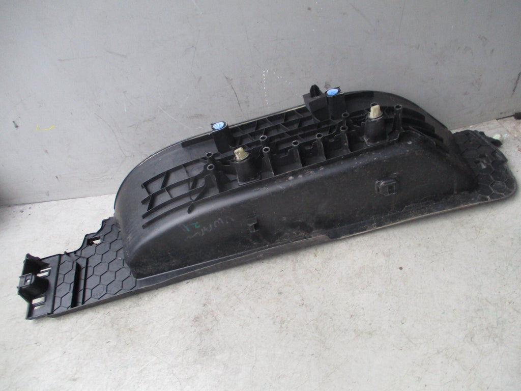 VAUXHALL VIVARO MK3 2021 OS DRIVER SIDE FRONT DOOR STEP TRIM COVER 98091632ZD