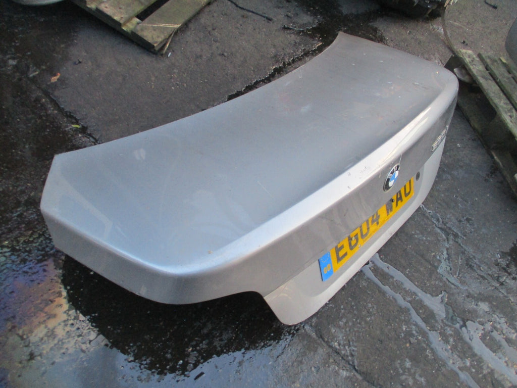 2004 BMW 5 SERIES E60 SALOON REAR COMPLETE TAILGATE BOOTLID SILVER