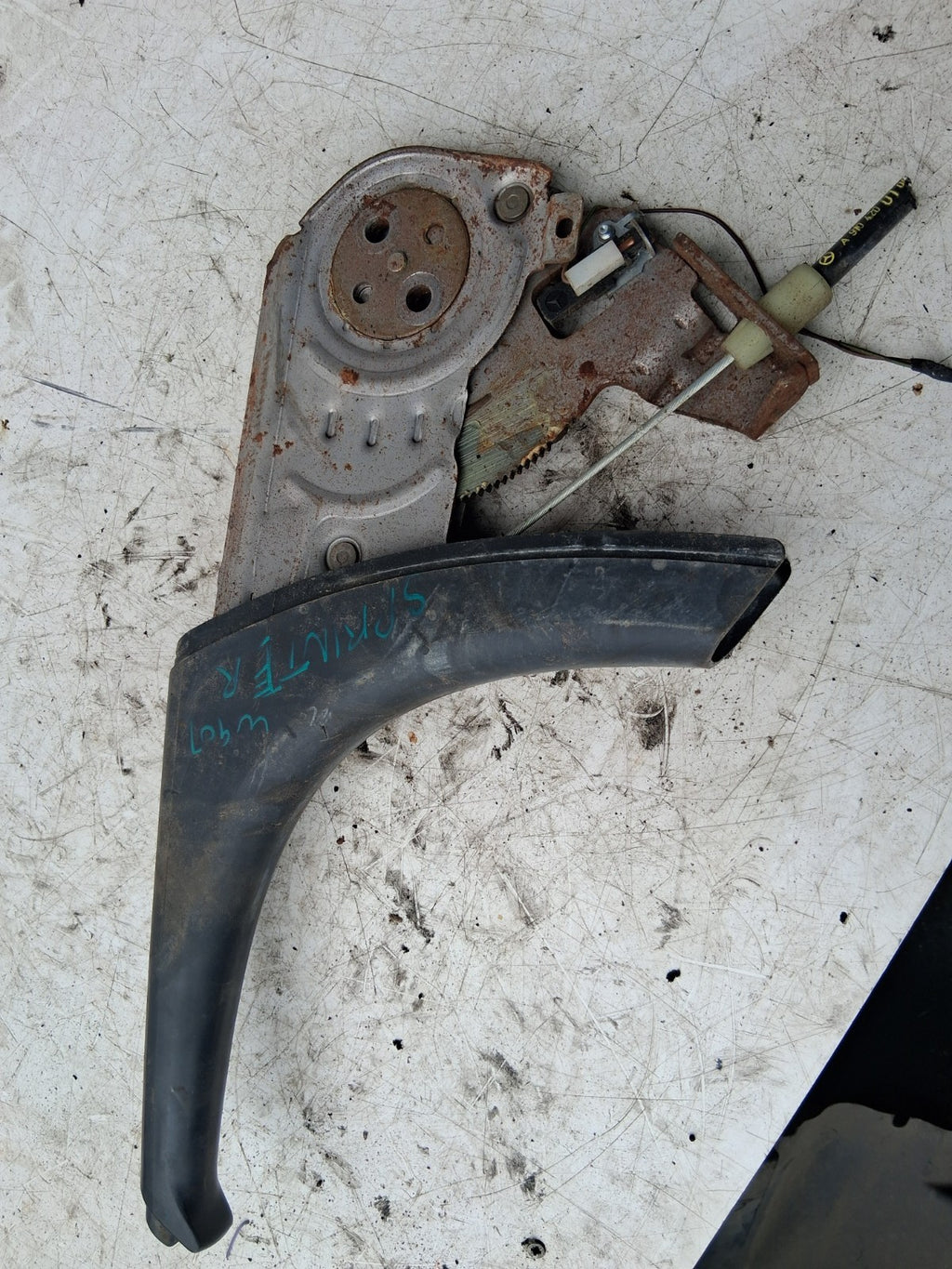 2021 MERCEDES SPRINTER W907 MANUAL HANDBRAKE LEVER MECHANISM
