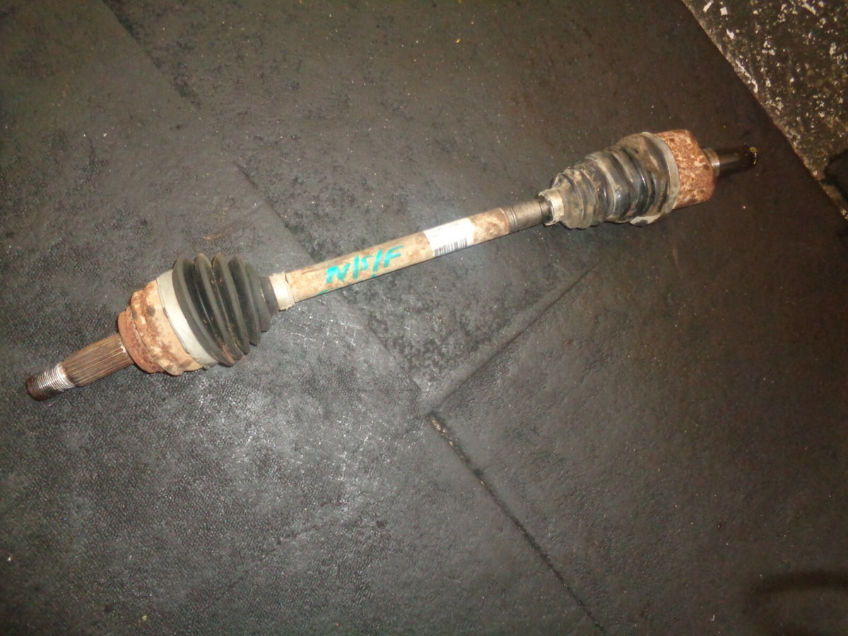 FORD FIESTA MK7 2017 NSF PASSENGER SIDE FRONT DRIVESHAFT 8V513B437CD