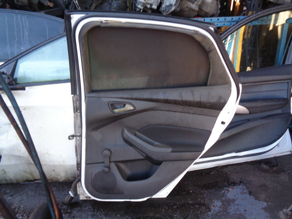 FORD FOCUS MK3 2017 OSR DRIVER SIDE REAR COMPLETE DOOR WHITE