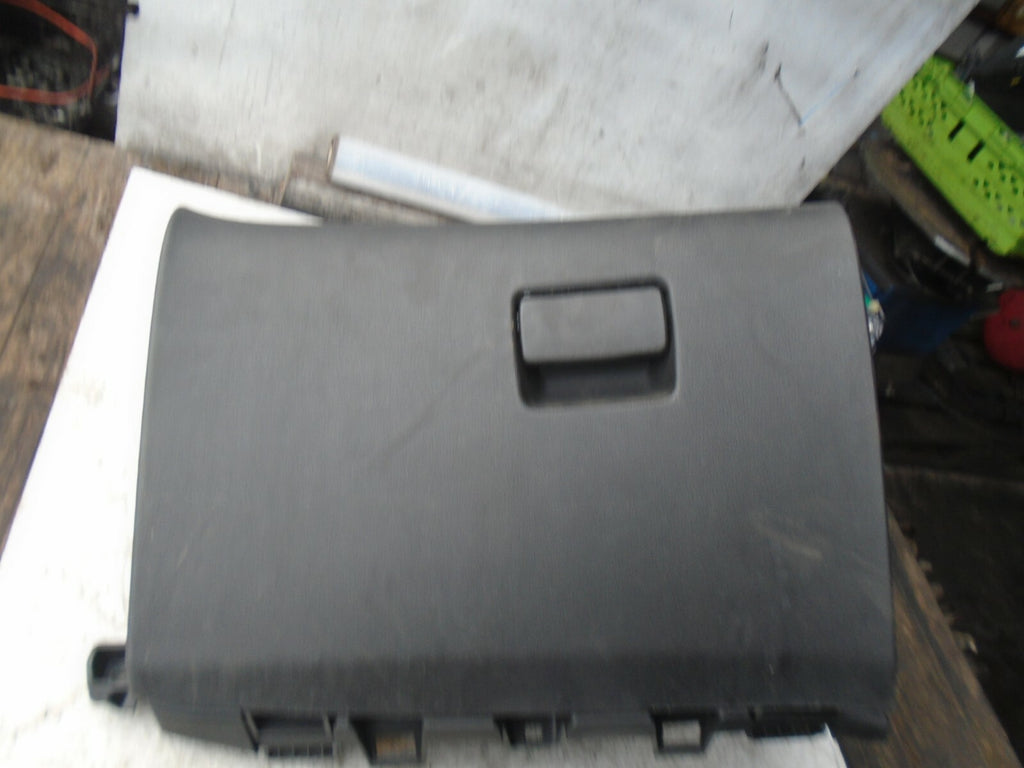 VAUXHALL  ASTRA GTC 2015 NS PASSENGER SIDE GLOVE BOX 13373797