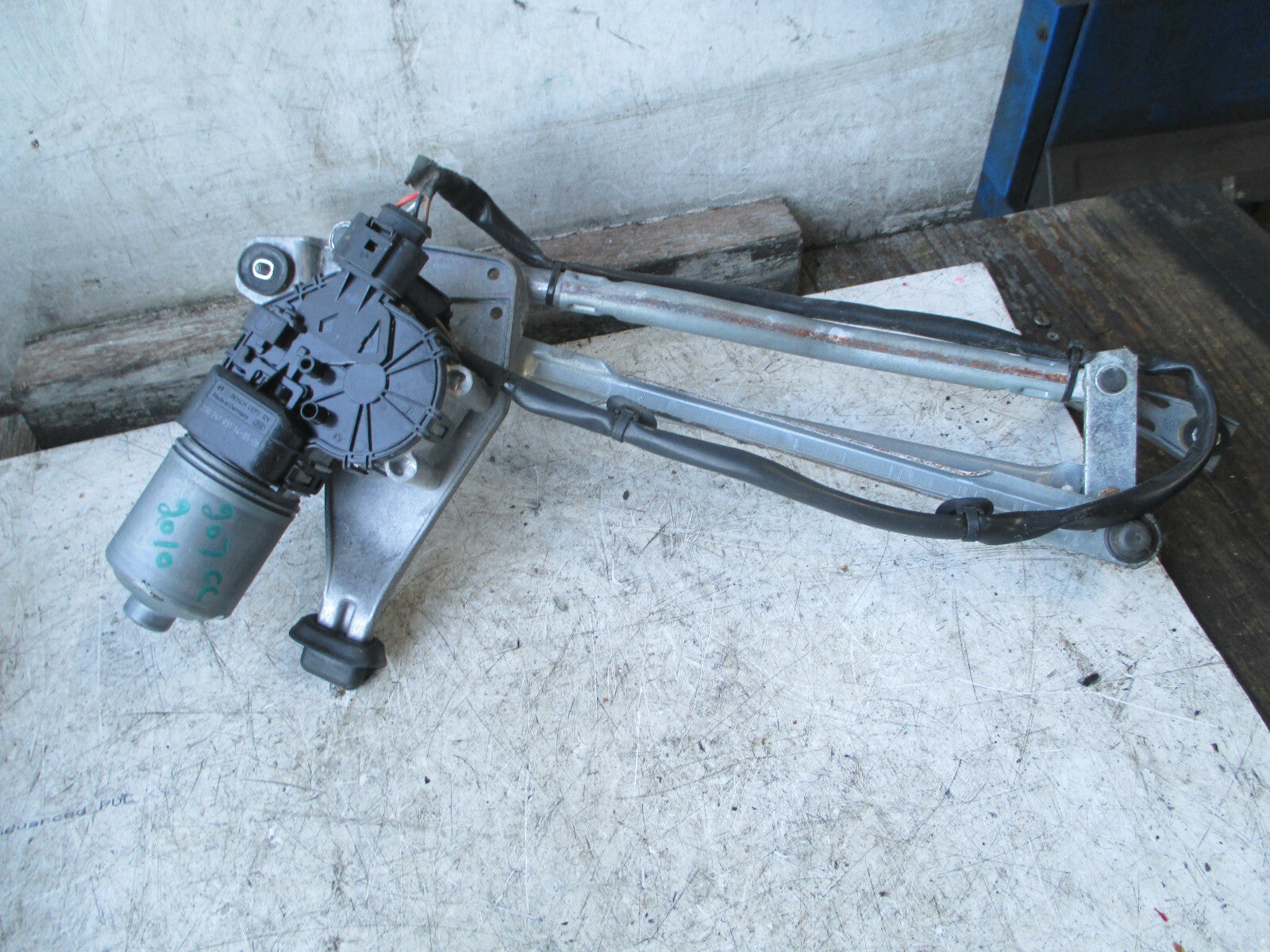 PEUGEOT 207 CC 2008 FRONT WINDSCREEN WIPER MOTOR LINKAGES 9650380880
