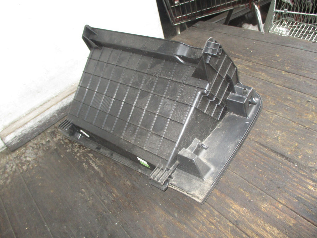 SUZUKI VITARA MK4 2018 PASSENGER SIDE GLOVEBOX