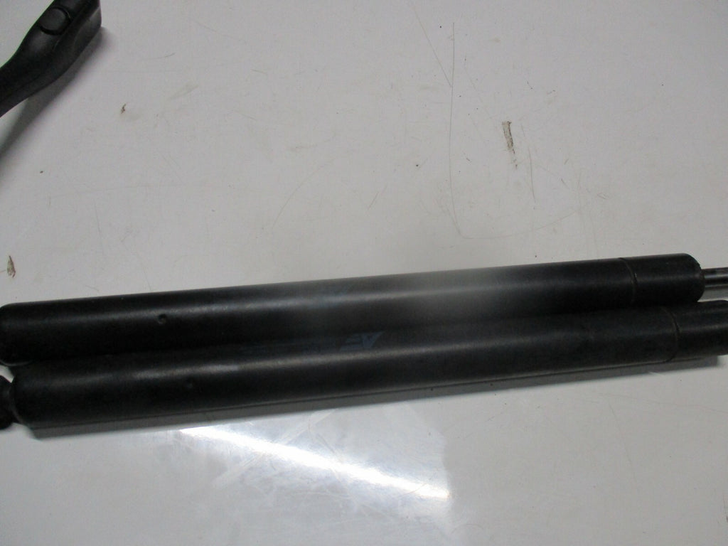 FORD GALAXY 2000 PAIR 2 X REAR BOOT TAILGATE GAS STRUT LIFTERS ROD 7M0827550G