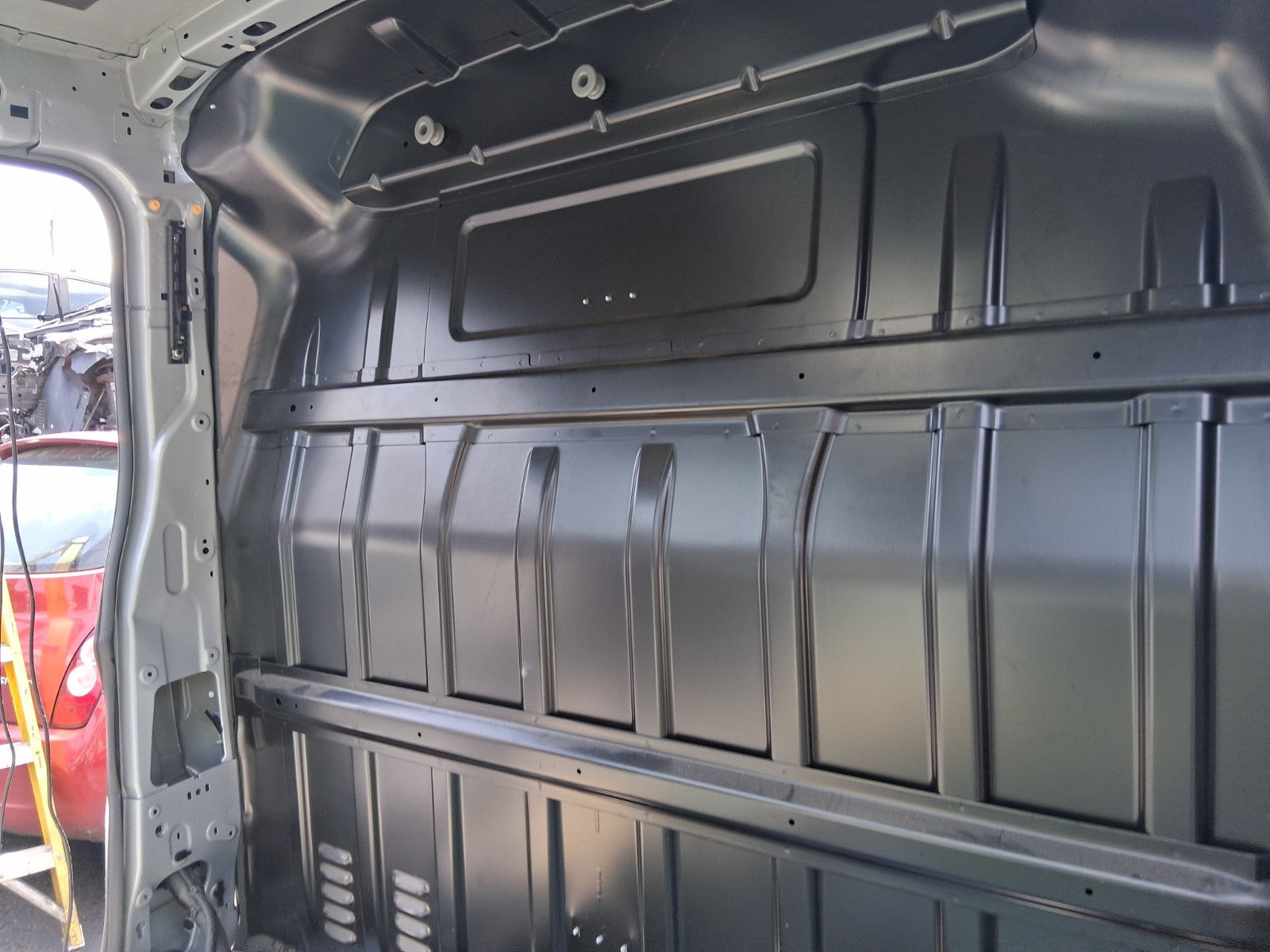 2023 RENAULT MASTER MK3 BULKHEAD PARTITION COMPARTMENT
