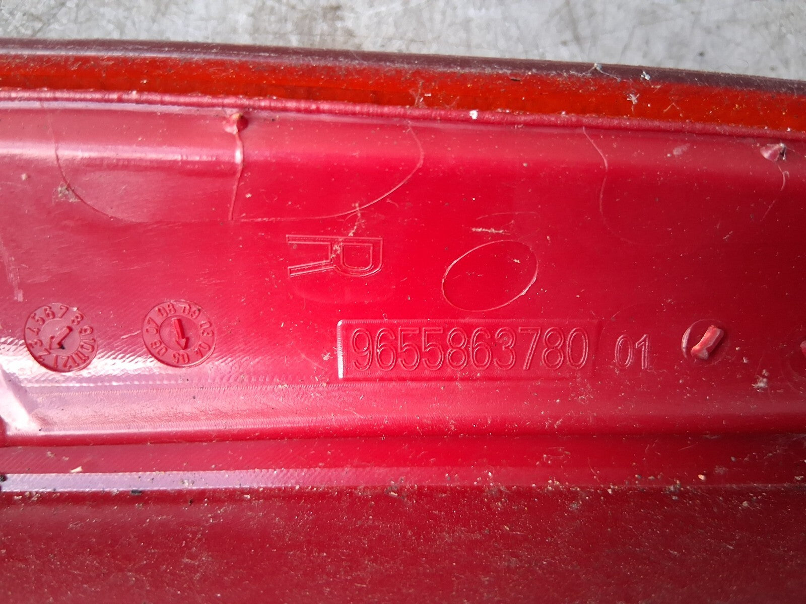CITROEN C4 LA COUPE 2005 OSR DRIVER SIDE TOP LIGHT REAR REFLECTOR 9655863780