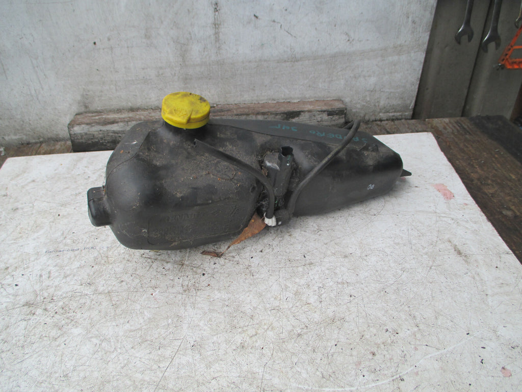 DACIA SANDERO 2015 MK2 WINDSCREEN WASHER WATER BOTTLE TANK