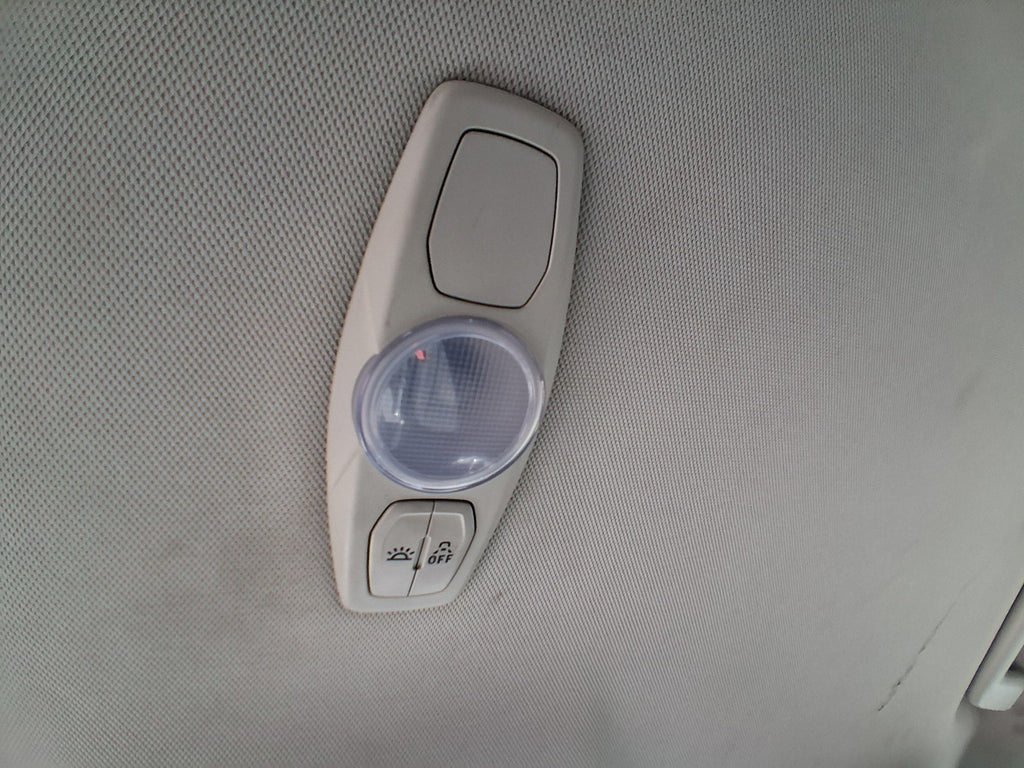 2015 FORD FOCUS MK3 HATCHBACK INTERIOR ROOF READLING COURTESY LIGHT