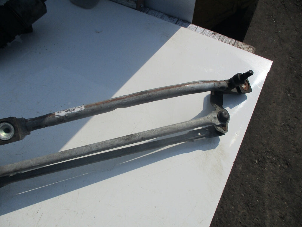 FORD FOCUS MK2 1.6 FRONT WIPER MOTOR 4M51 17504 BD