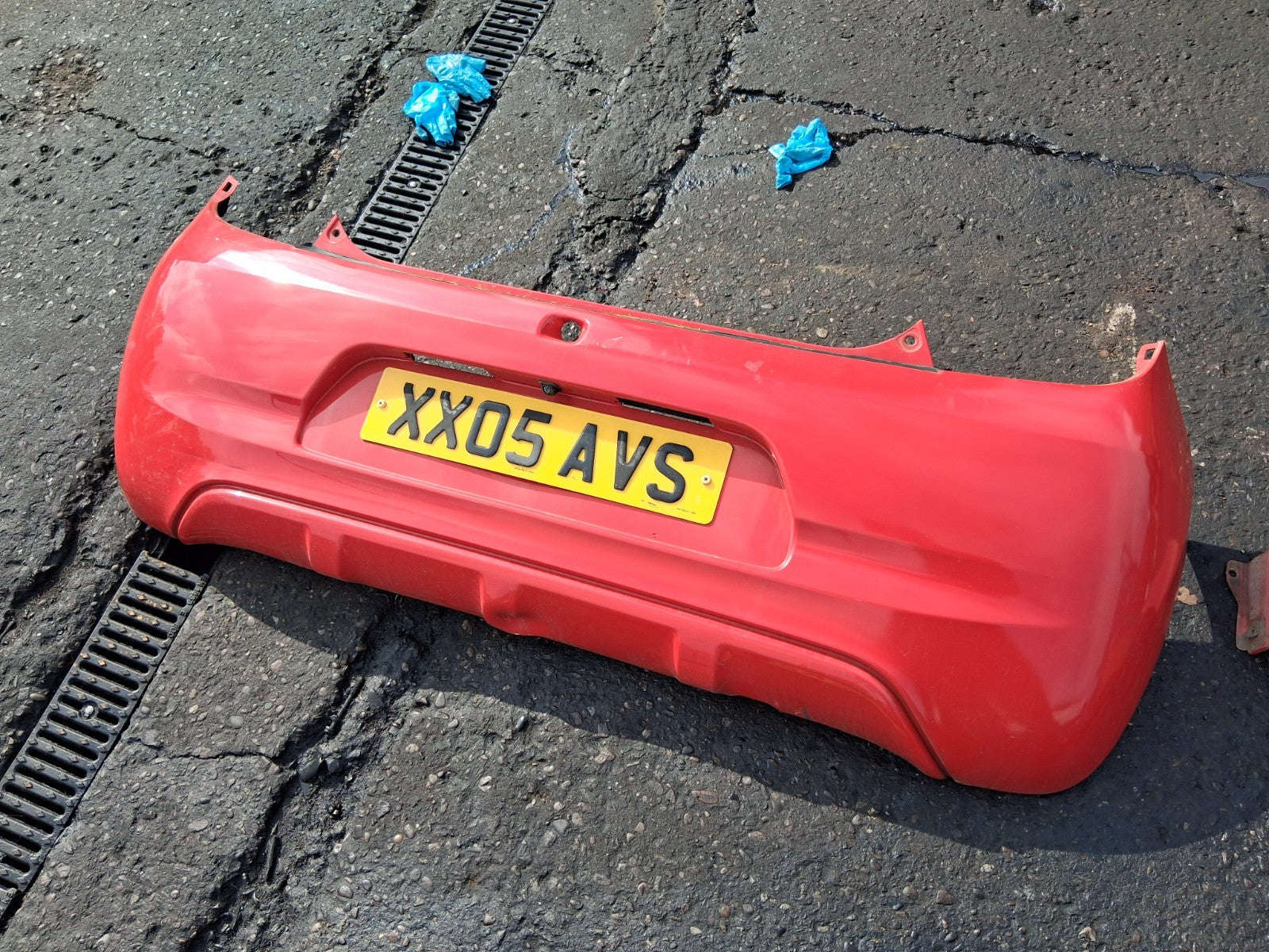2016 PEUGEOT 108 3 DOOR MK2 COMPLETE REAR BUMPER RED