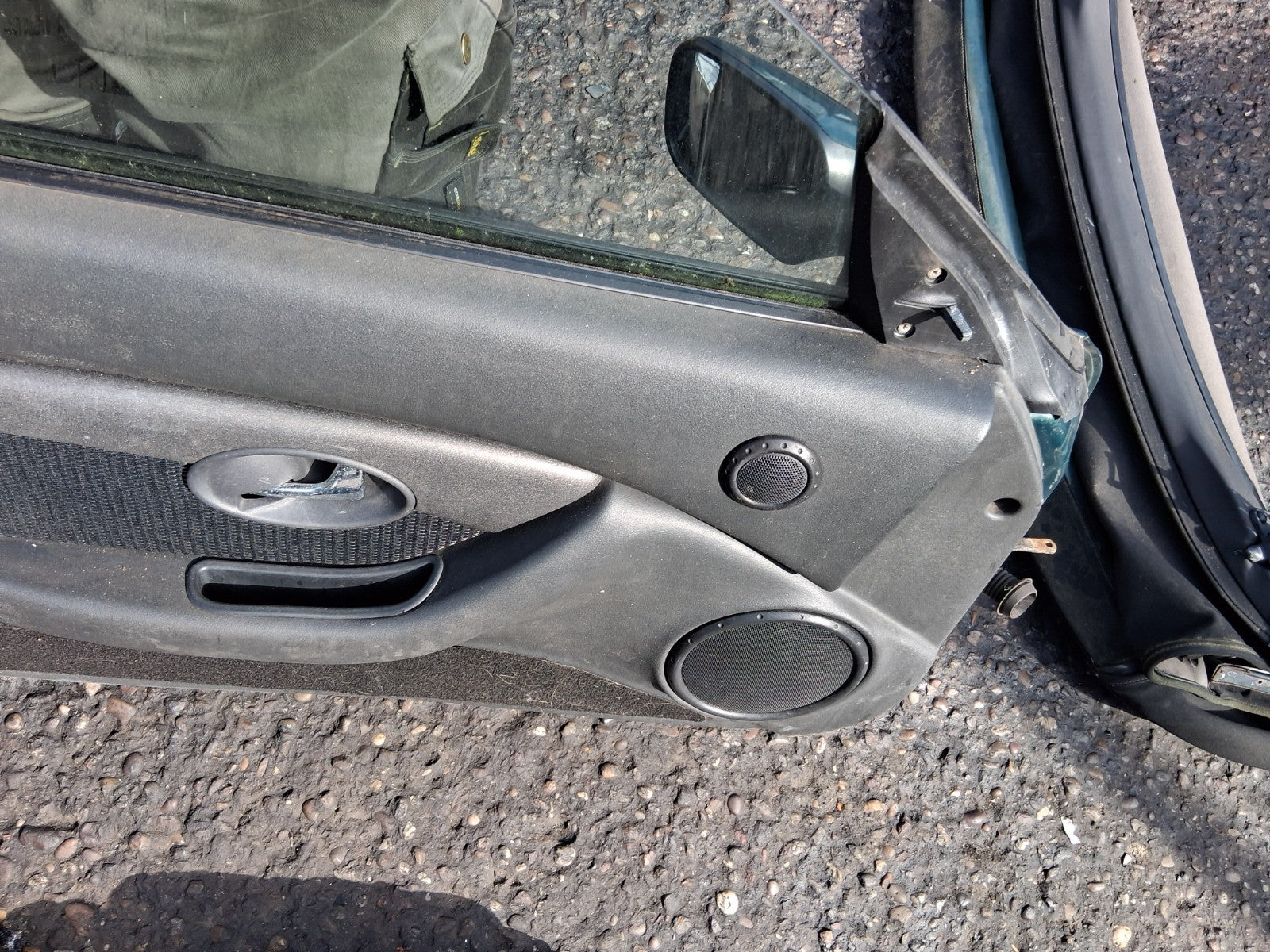 MG MGF 1996 MK1 NSF PASSENGER SIDE FRONT LEFT COMPLETE DOOR GREEN