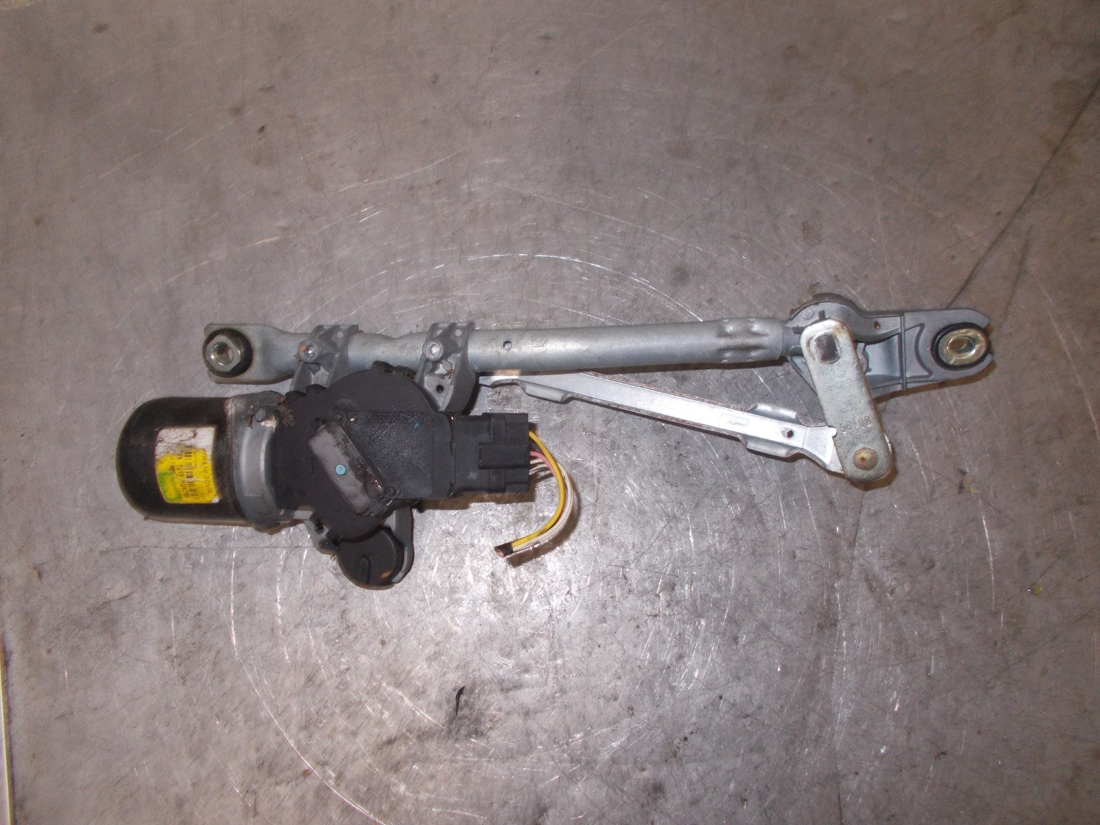 TOYOTA AYGO AB10 2007 MK1 FRONT WIPER MOTOR & LINKAGE