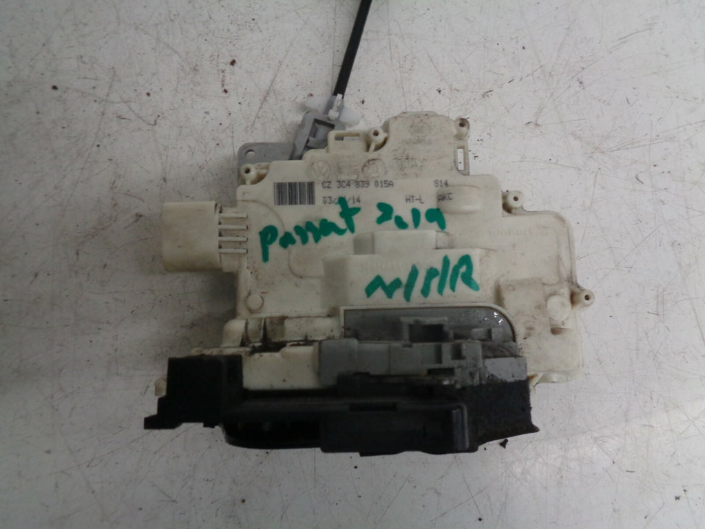 VW VOLKSWAGEN PASSAT B7 2014 NSR PASSENGER REAR DOOR LOCK MECHANISM 3C4839015A