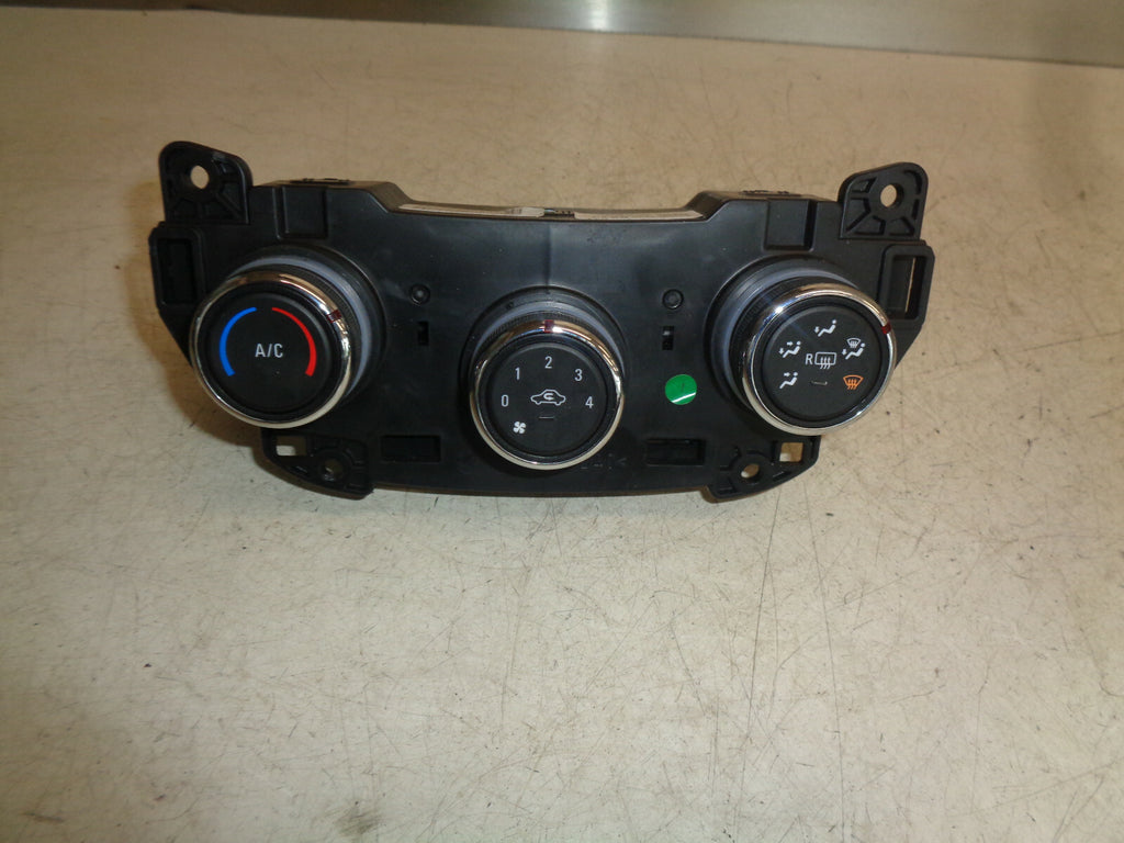 VAUXHALL VIVA 2017 HEATER CLIMATE CONTROL SWITCH PANEL 42359277