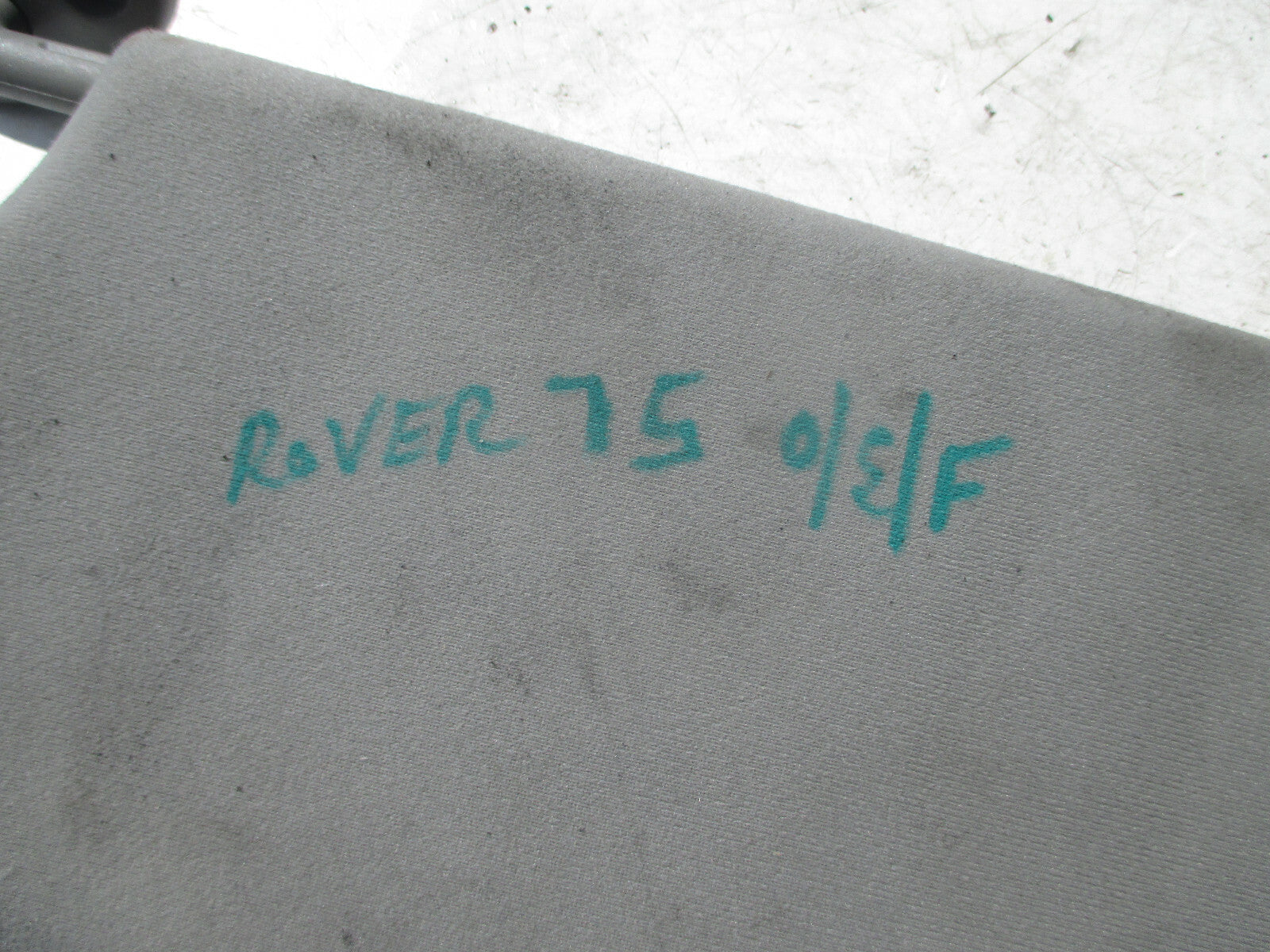 ROVER 75 2003 OSF DRIVER SIDE FRONT SUN SHADE VISOR ASSEMBLY GREY