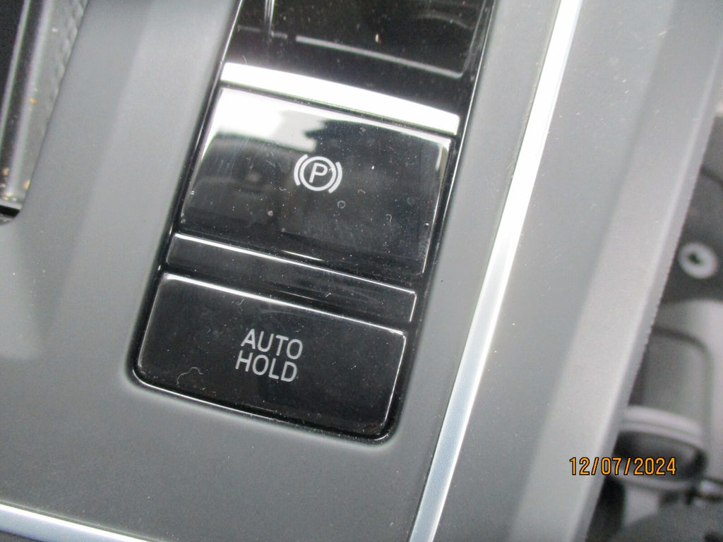 2023 VOLKSWAGEN GOLF MK8 ELETRONIC PARKING SWITCH BUTTON