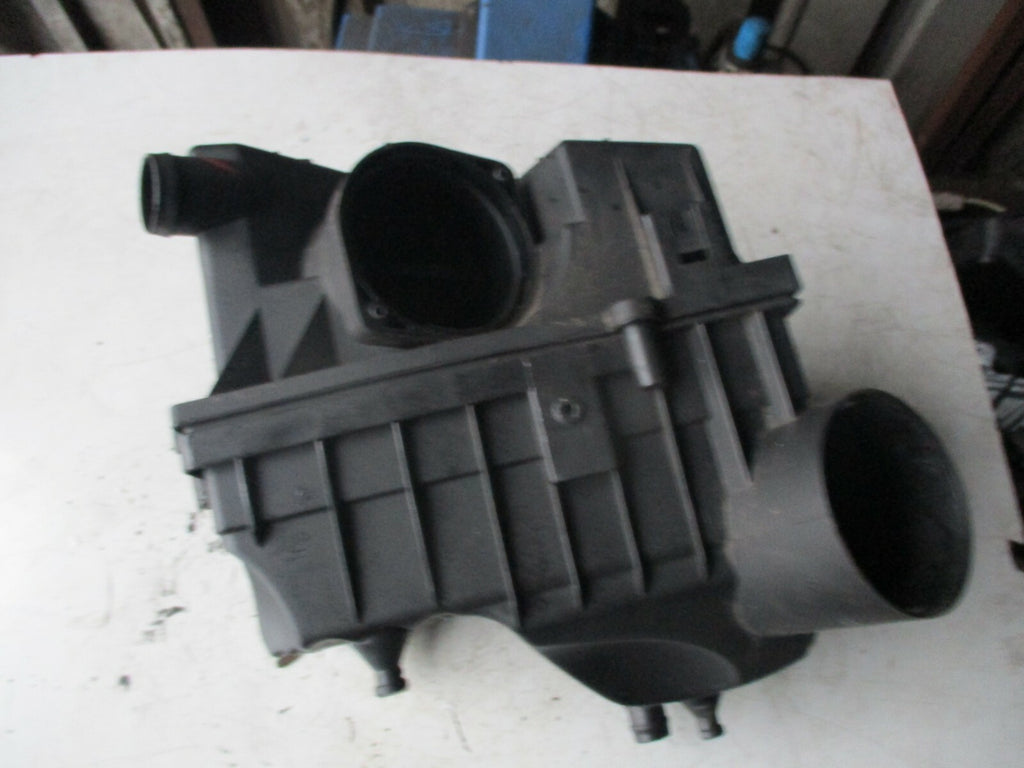 MG MG6 GT TURBO 1.8 160HP 2012 AIR INTAKE FILTER BOX ASSEMBLY 30024718