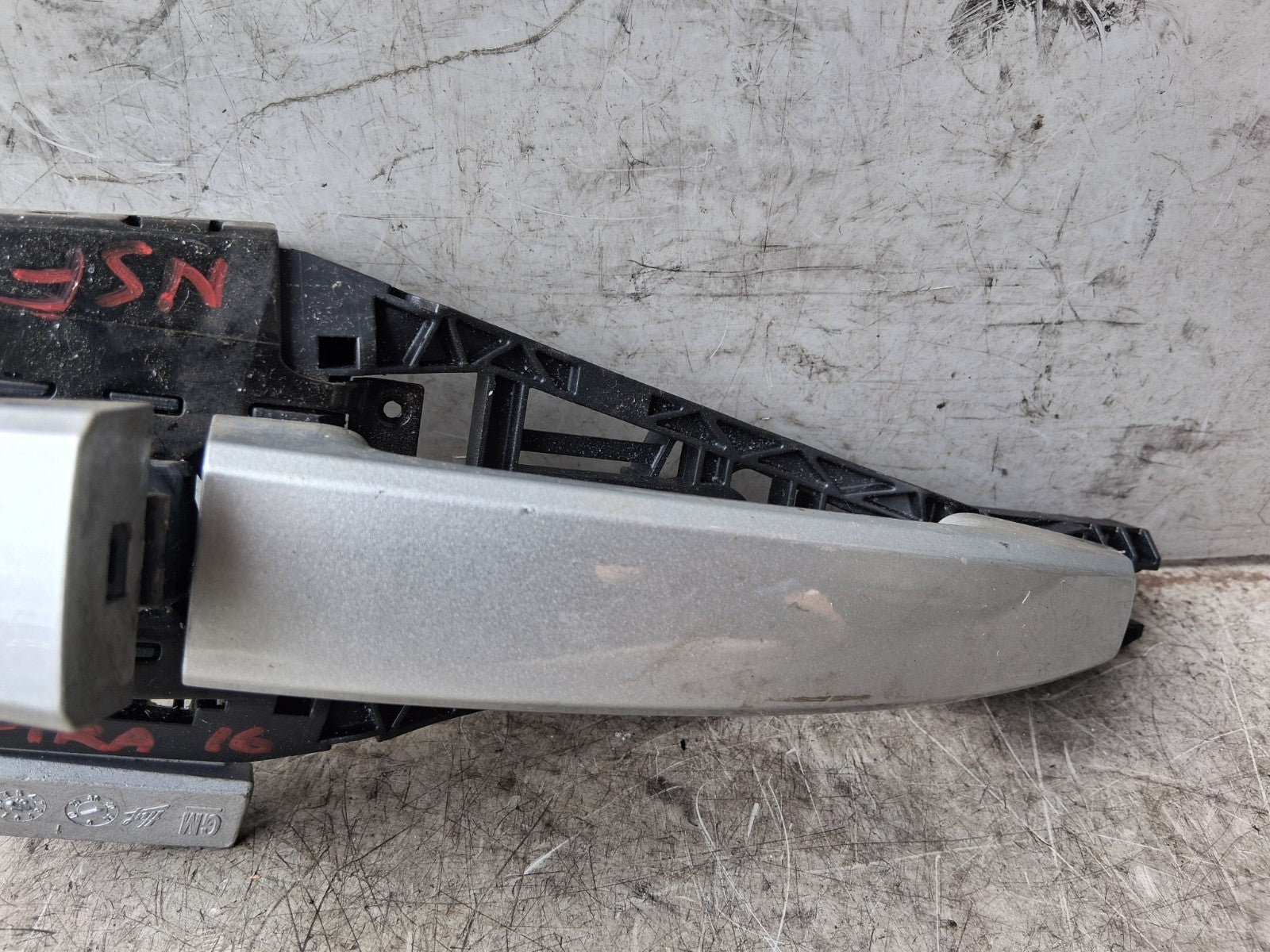 2016 VAUXHALL ZAFIRA C MK3 NSF PASSENGER SIDE FRONT LEFT EXTERIOR DOOR HANDLE