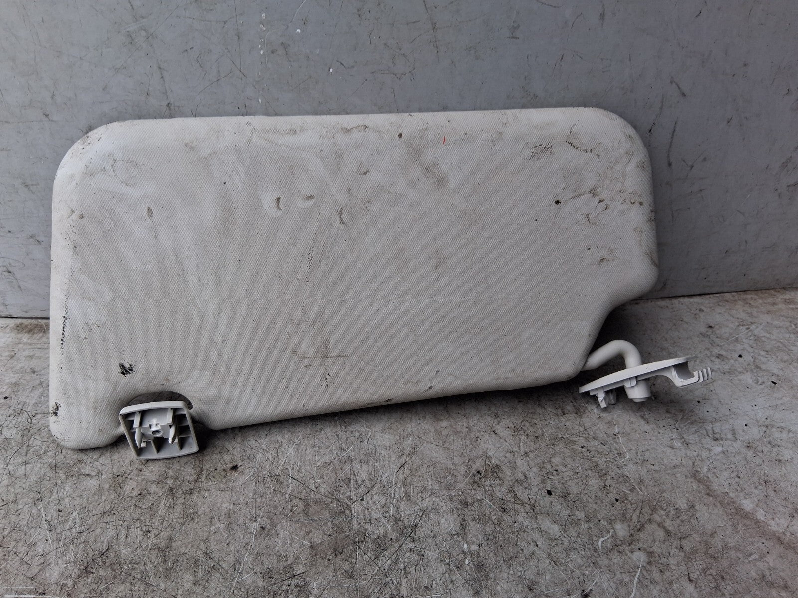 FORD FIESTA MK7 2016 OSF DRIVER SIDE FRONT RIGHT SUNVISOR SHADE