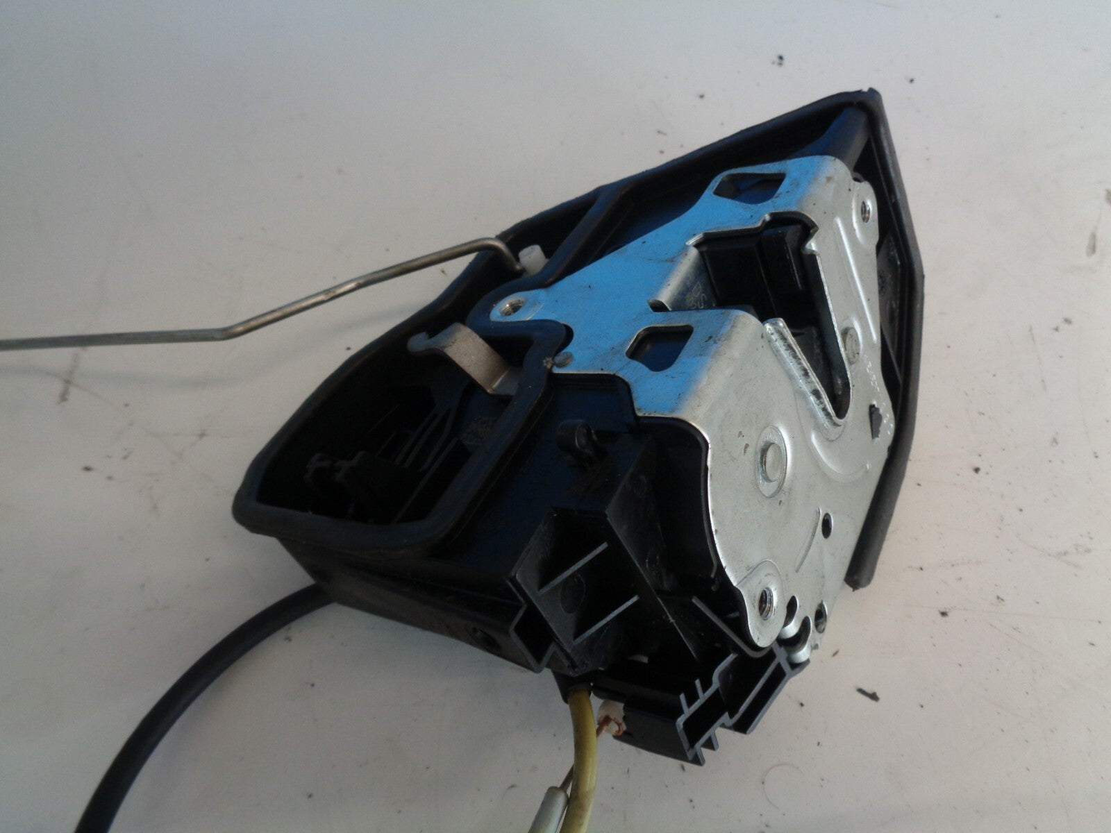 BMW 5 SERIES F10 F11 OSR DRIVER SIDE REAR DOOR LOCK MECHANISM