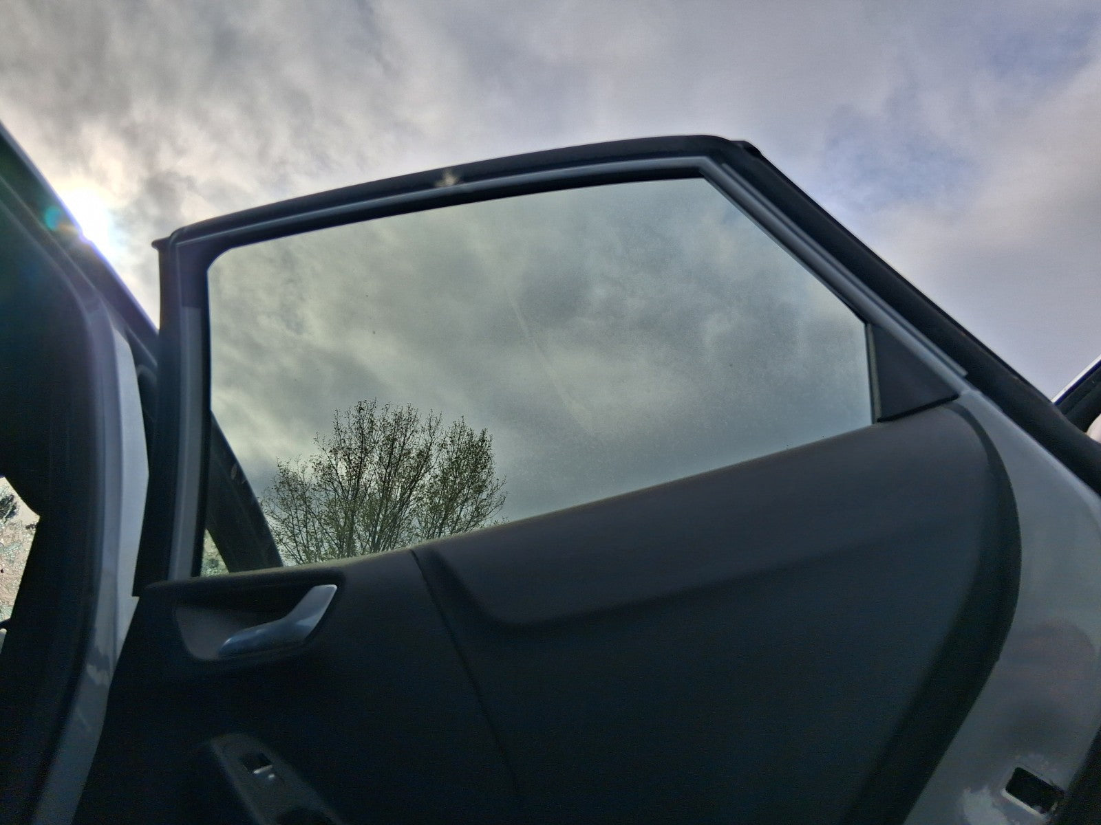 2024 FORD PUMA ST LINE OSR DRIVER SIDE REAR RIGHT WINDOW GLASS