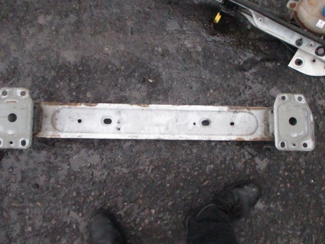 2015 PEUGEOT BIPPER FRONT CRASH BAR WHITE