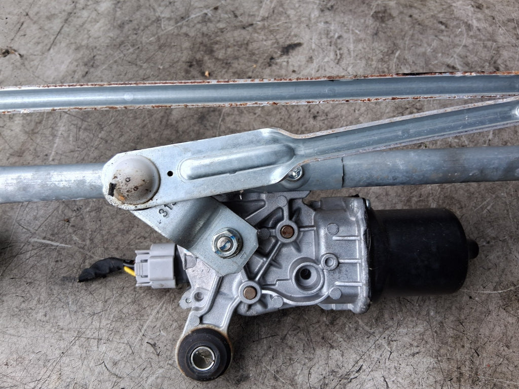 2020 NISSAN QASHQAI J11 MK2 FRONT WINDSCREEN WINDOW MOTOR & LINKAGES