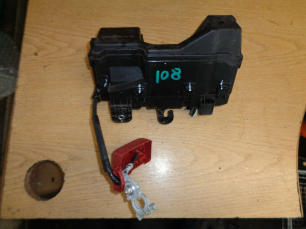 PEUGEOT 108 2017 MK2 1.0 PETROL FUSE BOX RELAY UNIT 821110HT31