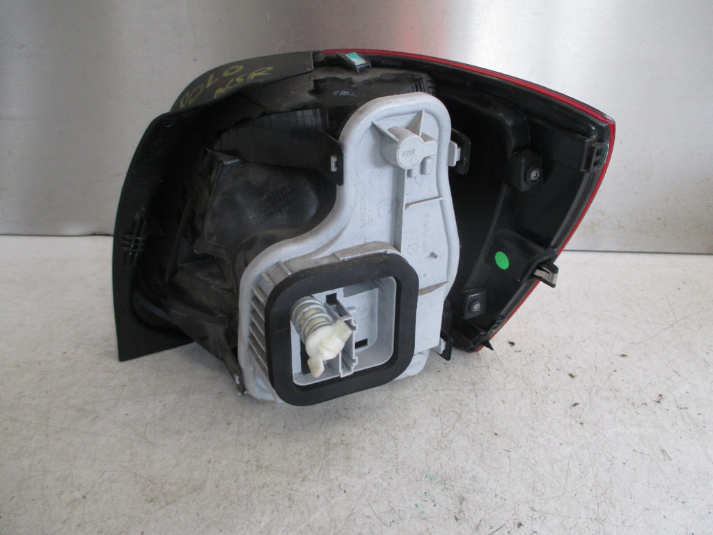 VW VOLKSWAGEN POLO 6R MK5 NSR PASSENGER REAR TAIL LIGHT 6R0945111H 6R0945095AD