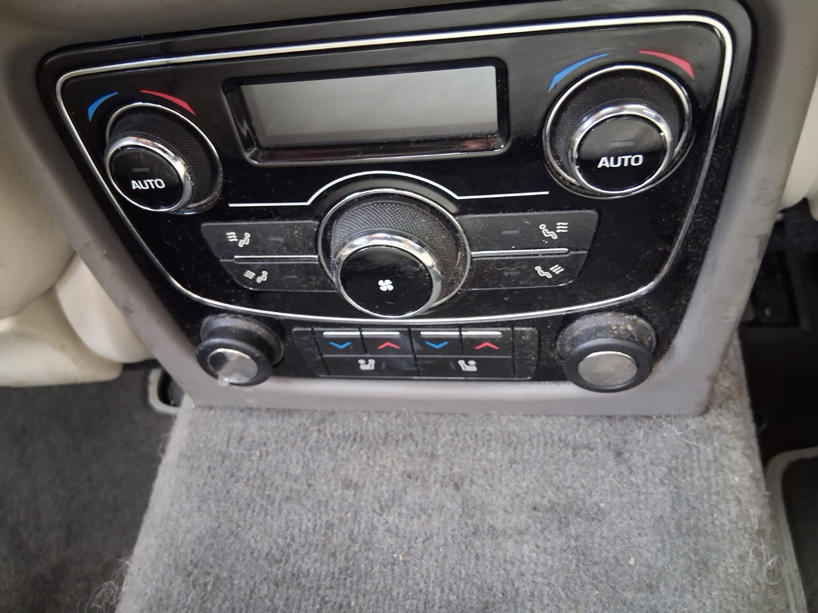 2012 JAGUAR XJ X351 REAR AC HEATER CLIMATE CONTROL PANEL WITH AIR VENTS