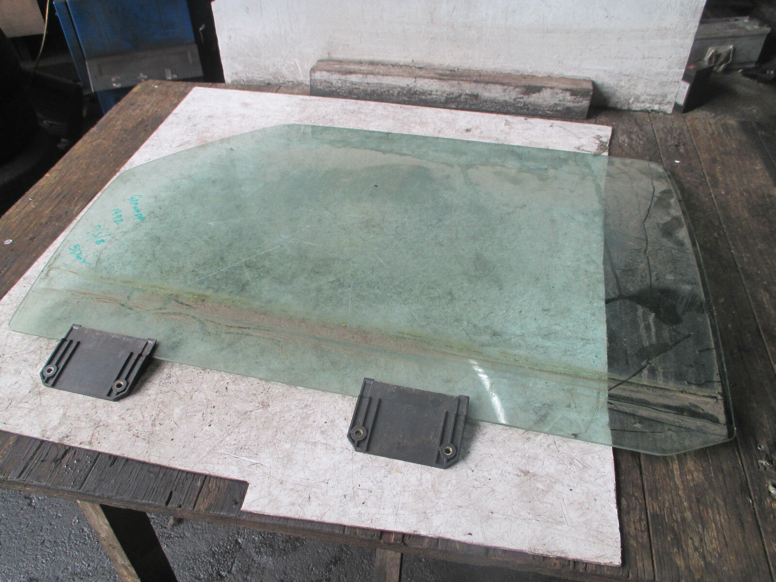 FORD GRANADA MK3 SCORPIO 1992 5 DOOR OSR DRIVER SIDE REAR WINDOW GLASS