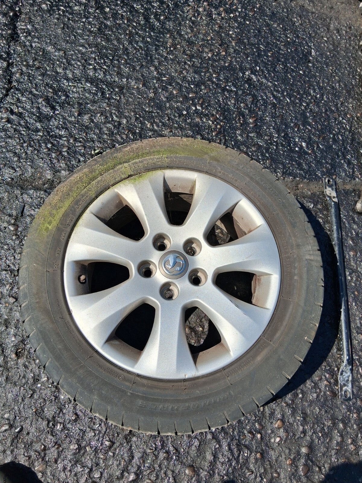 VAUXHALL INSIGNIA A MK1 2015 17 INCH ALLOY WHEEL WITH TYRE 225/55R17